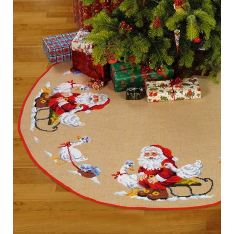 Juletræstæppe:Maxi nisse med gæs Juletræstæppe:Maxi nisse med gæs