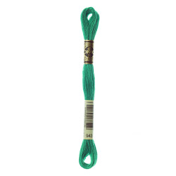 nr.943 DMC Broderigarn